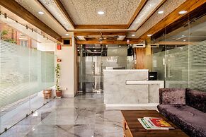 Treebo Sonal Palace, Near Umaid Bhawan Palace