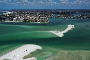 Magnificent Gulf View Condo 2 Bedroom Condo by RedAwning