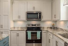 Southern Ties - 2338 Bienville 4 Bedroom Home by RedAwning