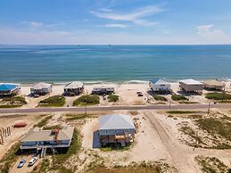 Southern Ties - 2338 Bienville 4 Bedroom Home by RedAwning