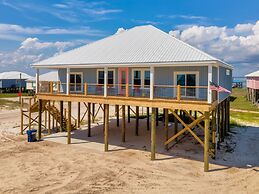 Southern Ties - 2338 Bienville 4 Bedroom Home by RedAwning