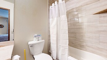 Snowflower #87 2 Bedroom Condo by RedAwning