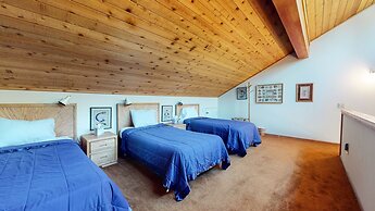 Snowflower #87 2 Bedroom Condo by RedAwning