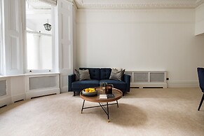 Luxury 2-bed Apartment in Knightsbridge