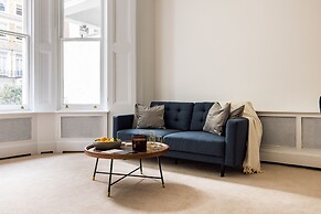 Luxury 2-bed Apartment in Knightsbridge