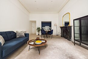Luxury 2-bed Apartment in Knightsbridge