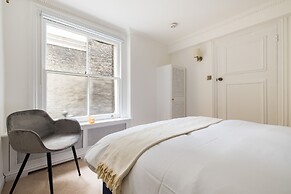 Luxury 2-bed Apartment in Knightsbridge