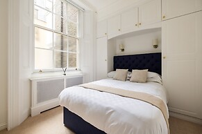 Luxury 2-bed Apartment in Knightsbridge