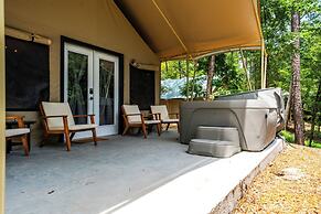 Starlight Haven Hot Springs