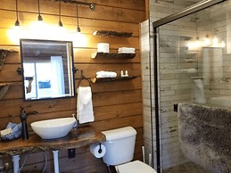 Starlight Haven Hot Springs