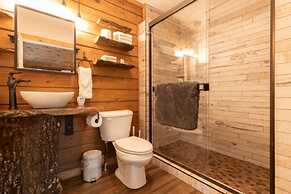 Starlight Haven Hot Springs