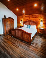 Starlight Haven Hot Springs