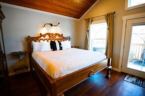 Starlight Haven Hot Springs