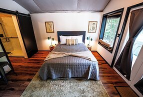 Starlight Haven Hot Springs