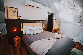 Starlight Haven Hot Springs