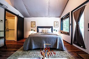 Starlight Haven Hot Springs