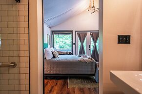 Starlight Haven Hot Springs