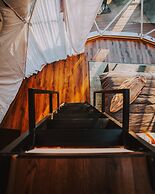 Starlight Haven Hot Springs