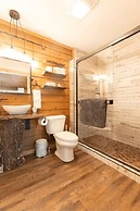 Starlight Haven Hot Springs