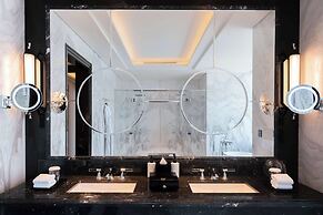 Waldorf Astoria Doha West Bay