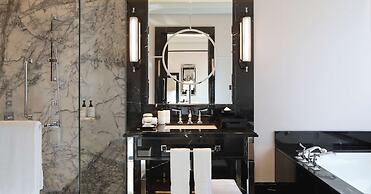 Waldorf Astoria Doha West Bay