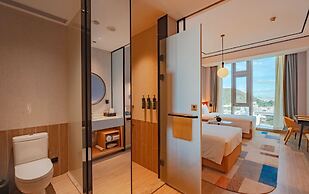 Hilton Garden Inn Shenzhen Airport