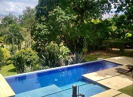 Casa Quinta con Piscina Santander