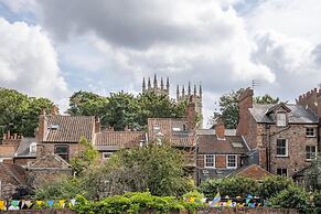 The Quadrant - The Ruskin Suite