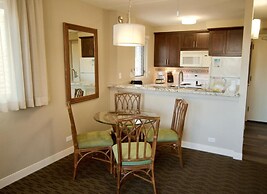 Private One Bedroom Condo, with Corporate Rental Car Savings Code Incl
