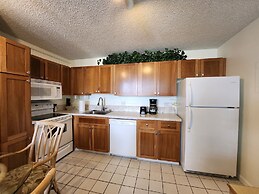 Private One Bedroom Condo, with Corporate Rental Car Savings Code Incl