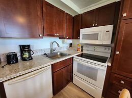 Private One Bedroom Condo, with Corporate Rental Car Savings Code Incl