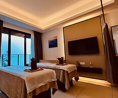 The Yanné, Onsen Hotel