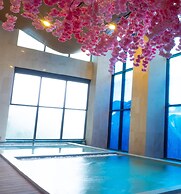 The Yanné, Onsen Hotel