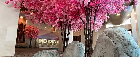 The Yanné, Onsen Hotel