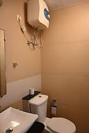 Jungle Hut- Annabelles Beach Apartments at Bernard Simao Calangute