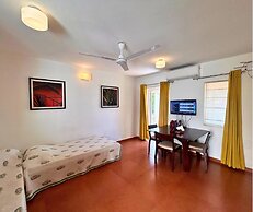 Jungle Hut- Annabelles Beach Apartments at Bernard Simao Calangute