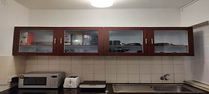 Jungle Hut- Annabelles Beach Apartments at Bernard Simao Calangute