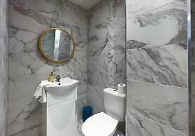 A Stones Throw By My Getaways