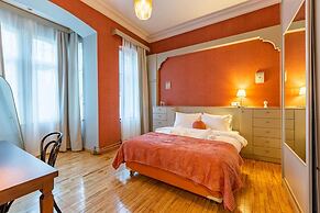 Missafir Flat in Beyoglu With Bosphorus View