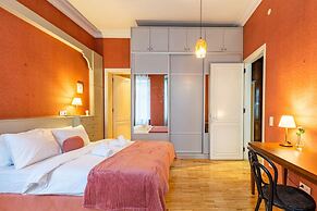 Missafir Flat in Beyoglu With Bosphorus View