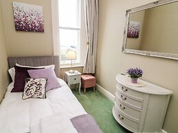 Heanor House