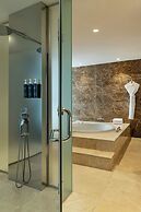 Four Points by Sheraton Production City, Dubai