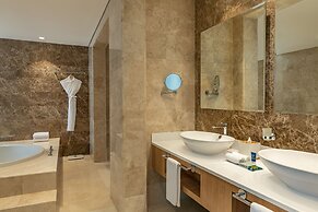 Four Points by Sheraton Production City, Dubai