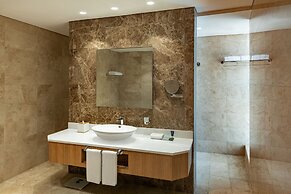 Four Points by Sheraton Production City, Dubai