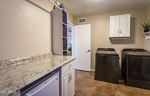 Casa Sunset 4 Bedroom Home by RedAwning