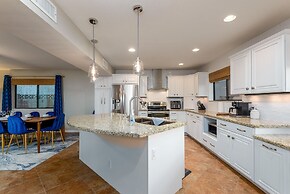 Casa Sunset 4 Bedroom Home by RedAwning