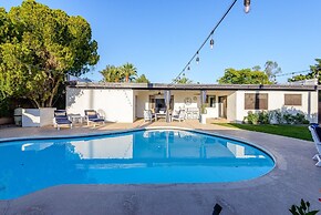 Casa Sunset 4 Bedroom Home by RedAwning