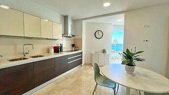 Lux Apartment first row