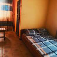 Sirloy Hotel