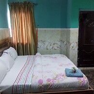 Sirloy Hotel